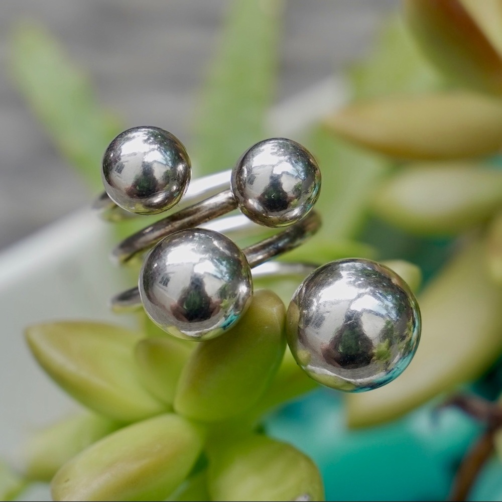 Bubbles Puffy Silver Statement Ring - image 7